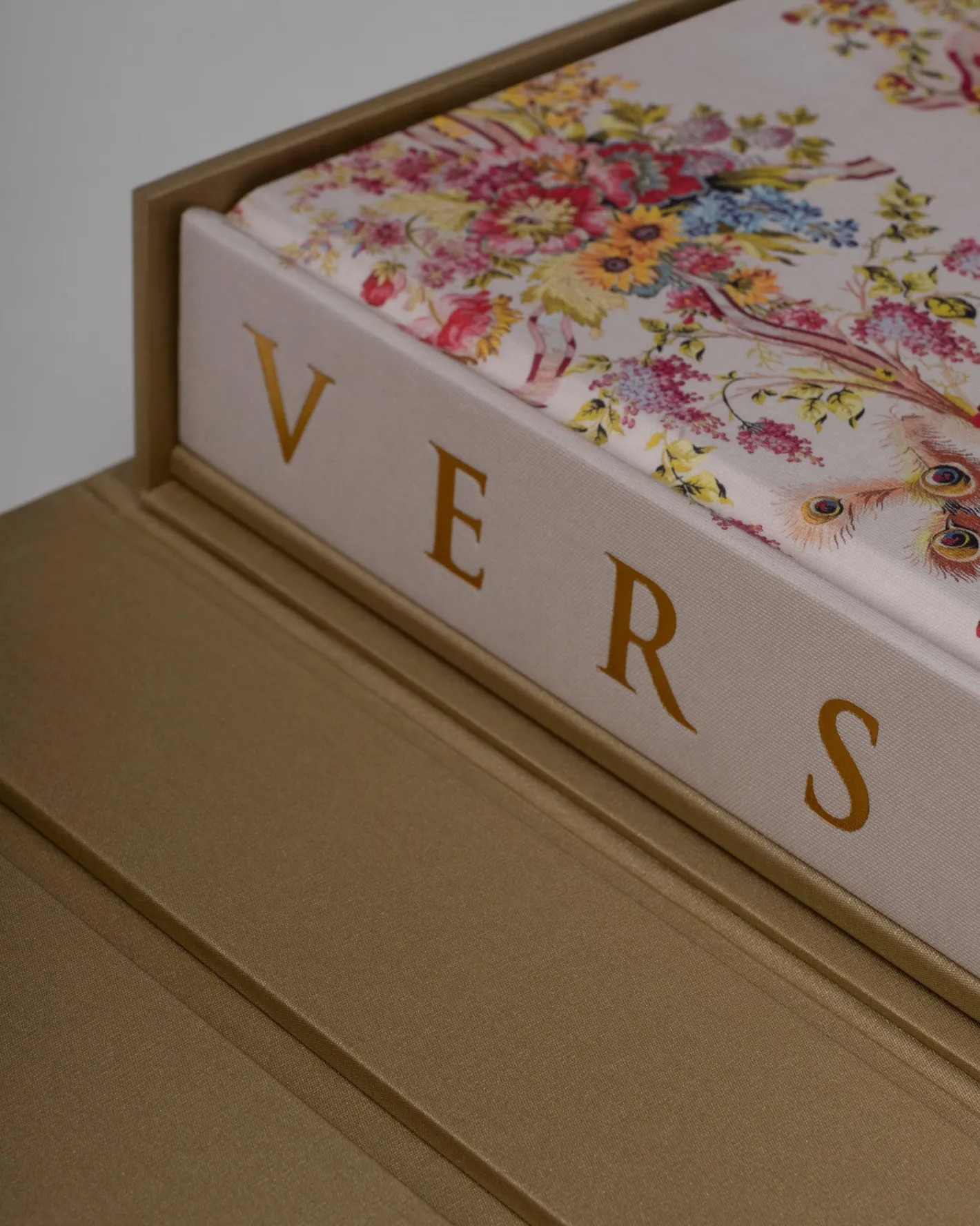 ASSOULINE Versailles: From Louis XIV to Jeff Koons^ Art|Architecture & Design