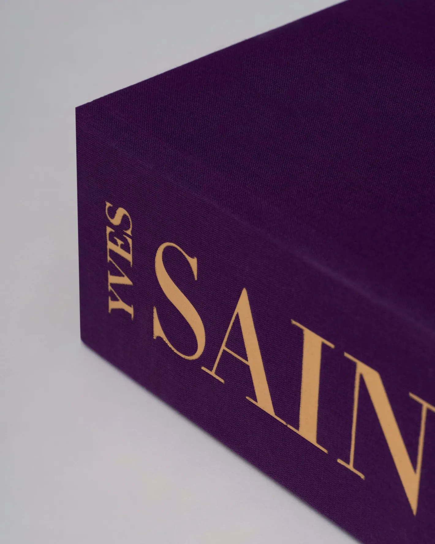 ASSOULINE Yves Saint-Laurent: The Impossible Collection^ Iconic Brands|Fashion